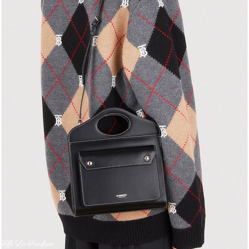 Authentic Burberry bag - Picture 4 of 17